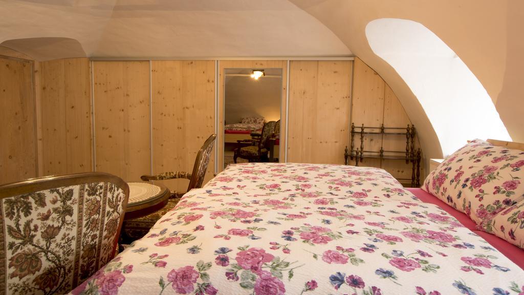 Hotel Zemianska Kúria Vachtár Kralova Lehota Camera foto