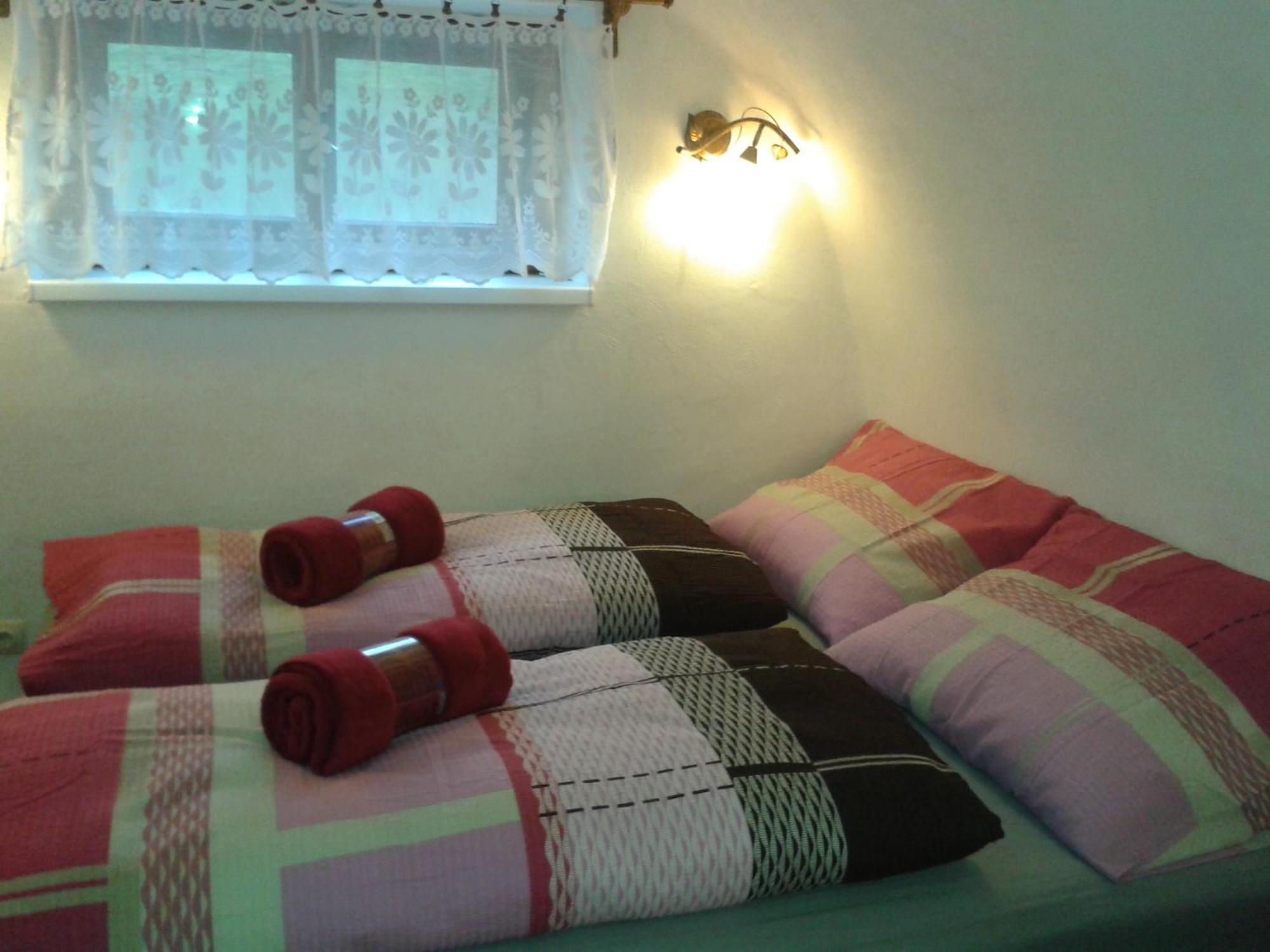 Hotel Zemianska Kúria Vachtár Kralova Lehota Camera foto